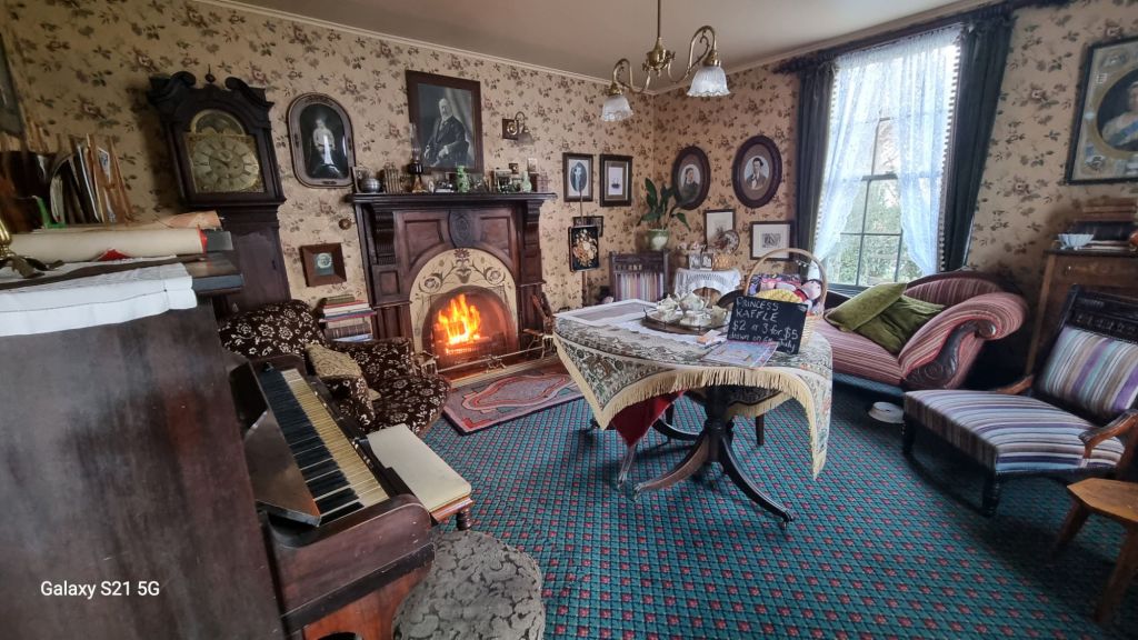 Von Camping in ein Zuhause: die Kälte gegen ein Dach und neue&nbsp;Freundschaft